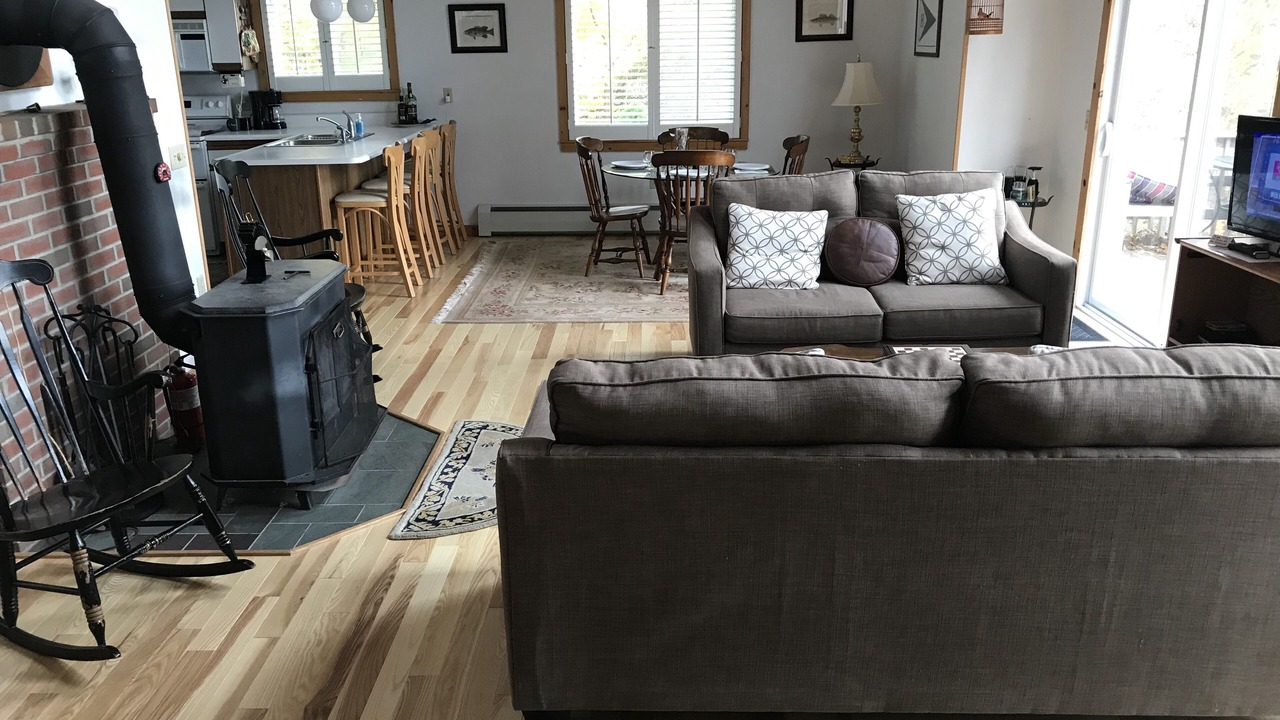 Photo of Livingroom in Malletts Bay
