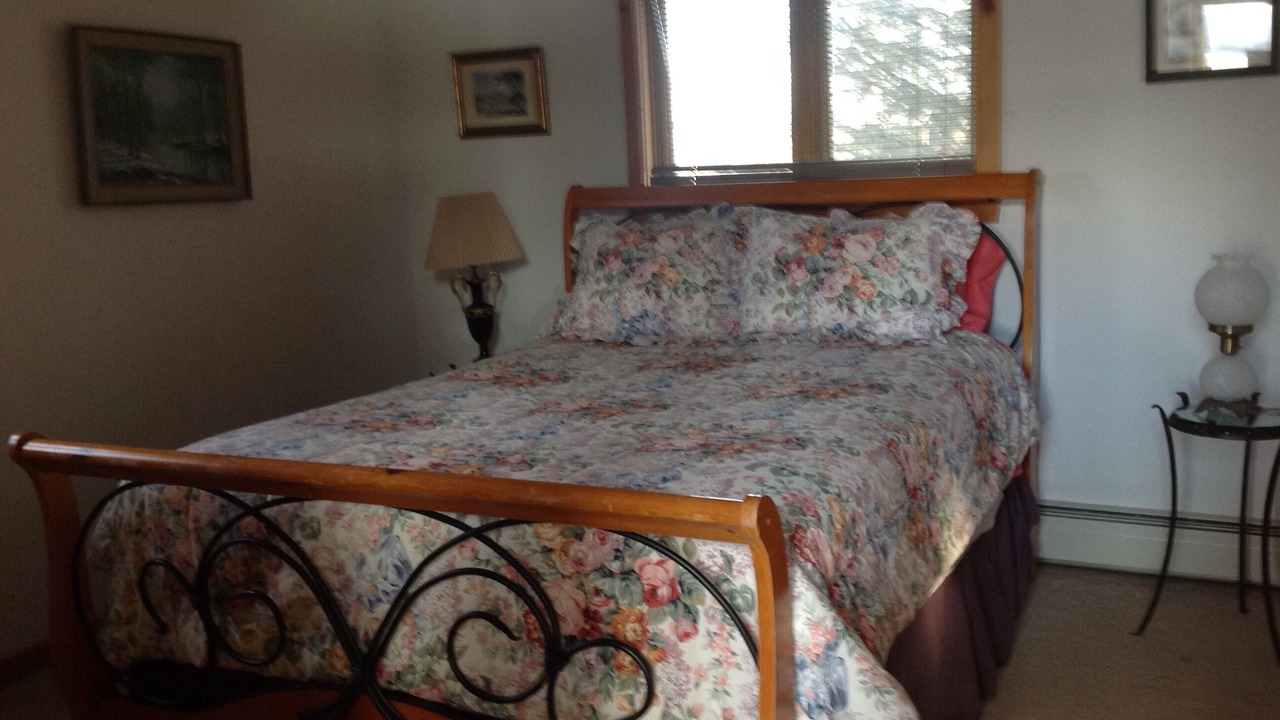 Photo of Bedroom in Malletts Bay