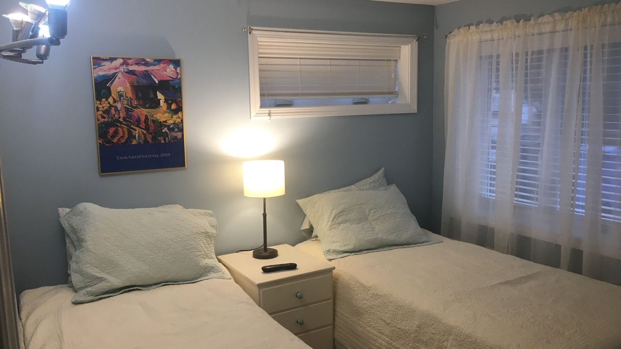 Photo of Bedroom in Old Saybrook