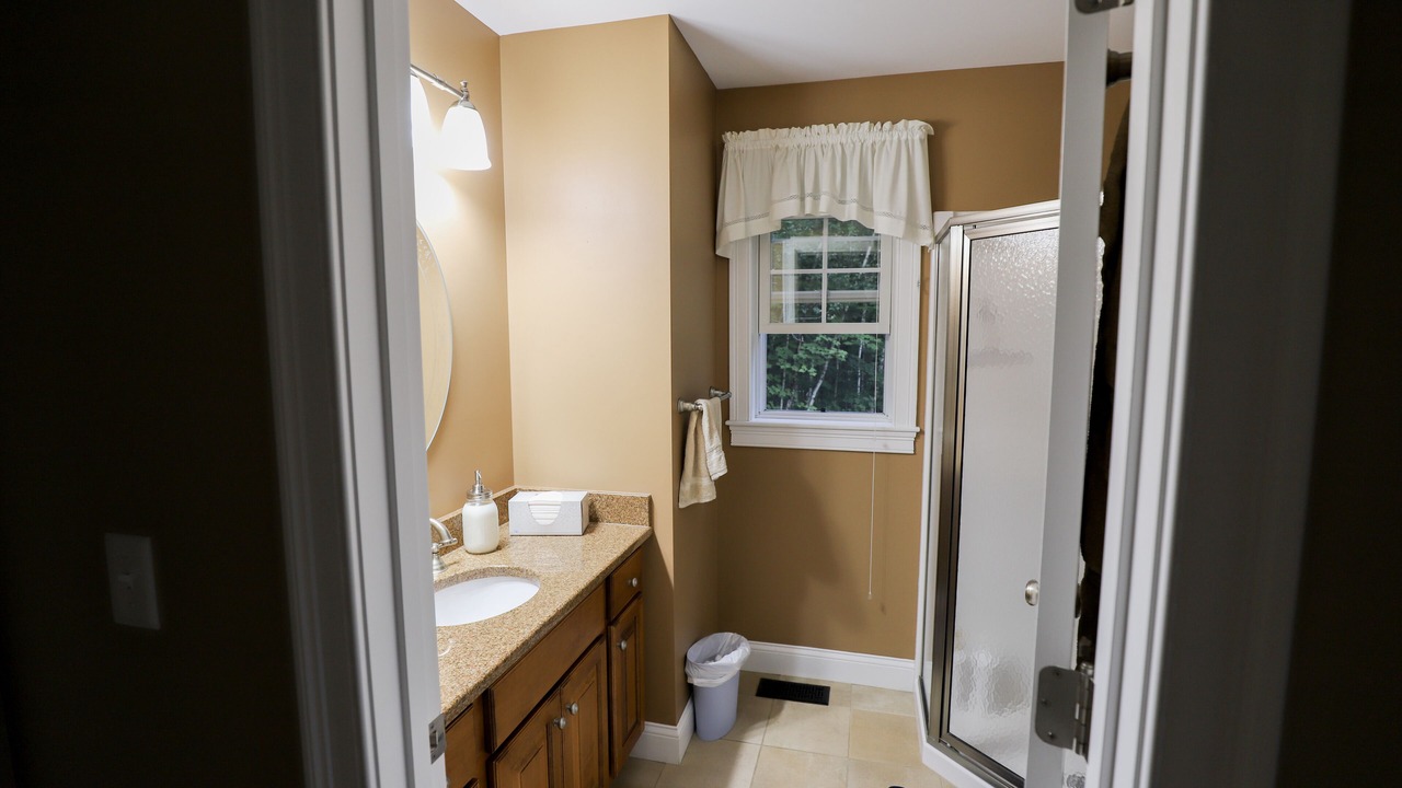 Photo of Bathroom in Sunapee