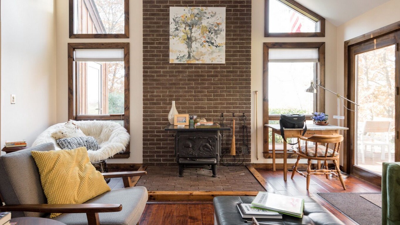 Photo of Livingroom in Millbrook