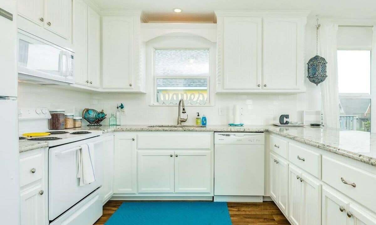 Photo of Kitchen in Surfside Beach