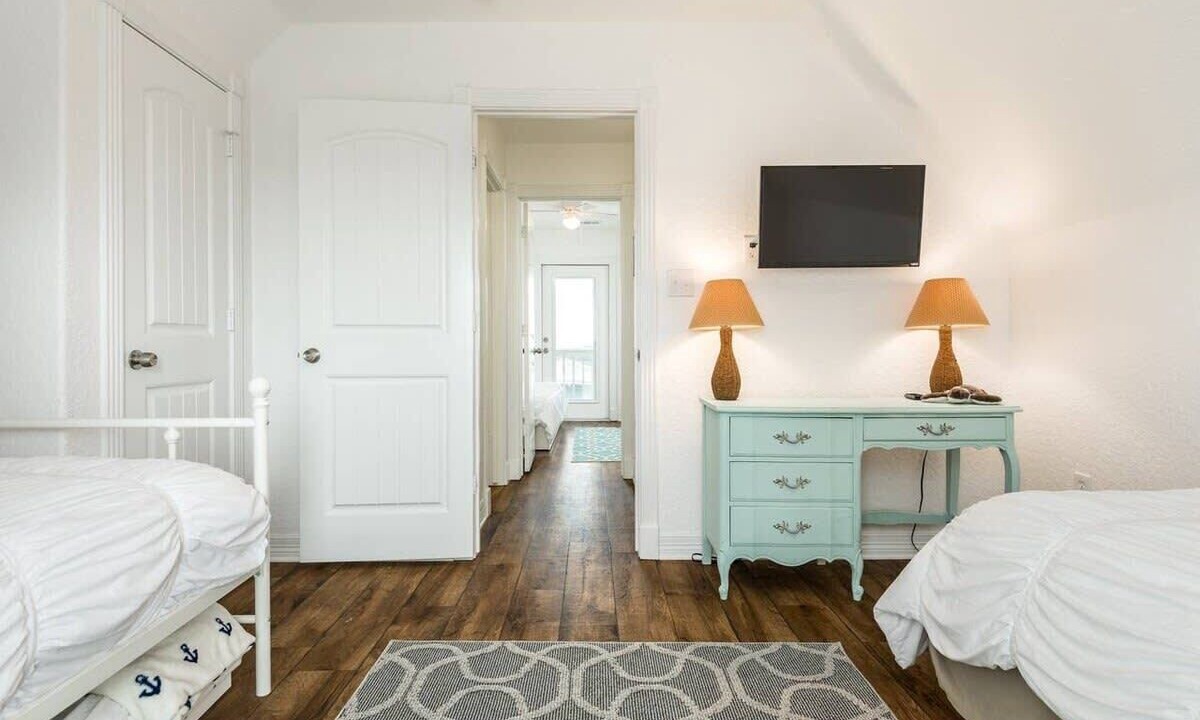 Photo of Bedroom in Surfside Beach