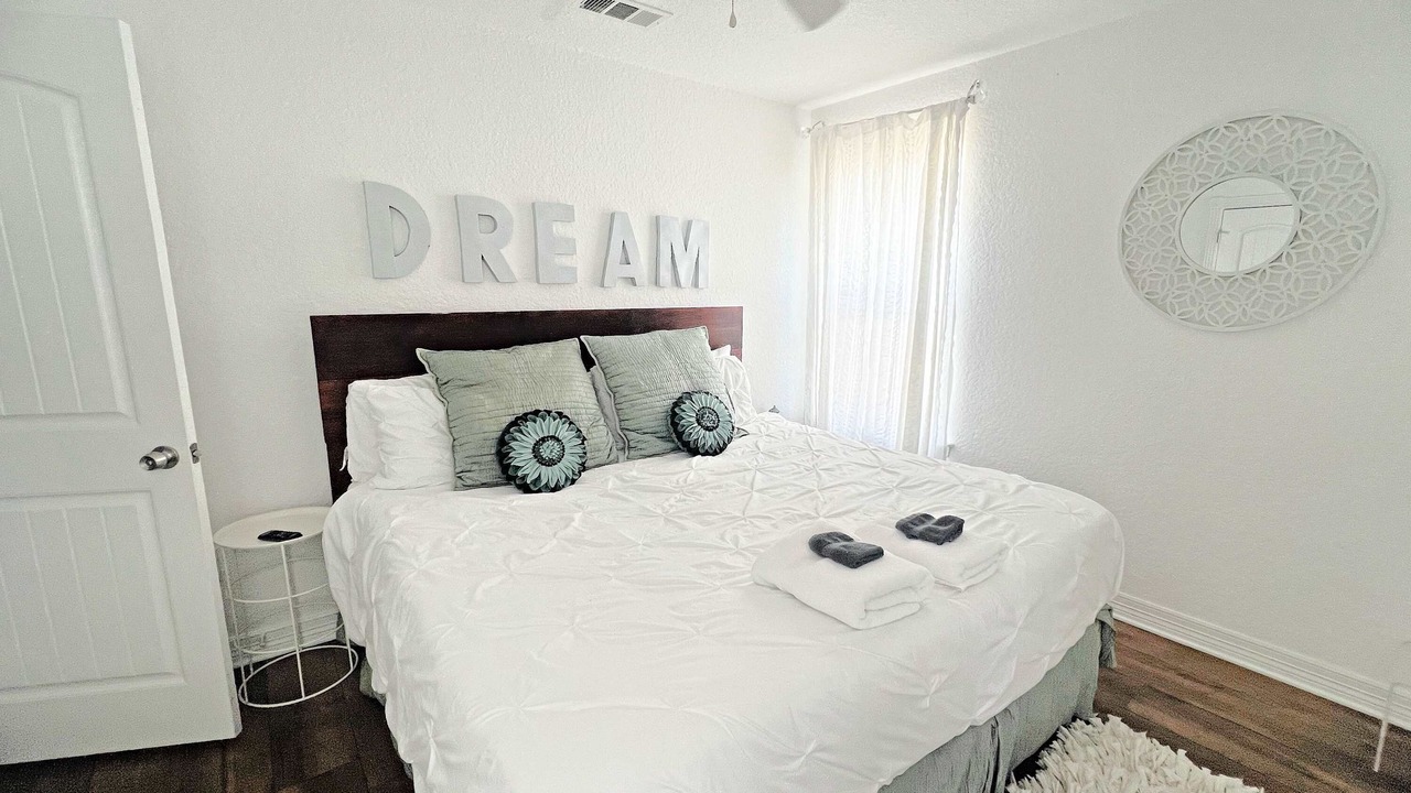 Photo of Bedroom in Surfside Beach