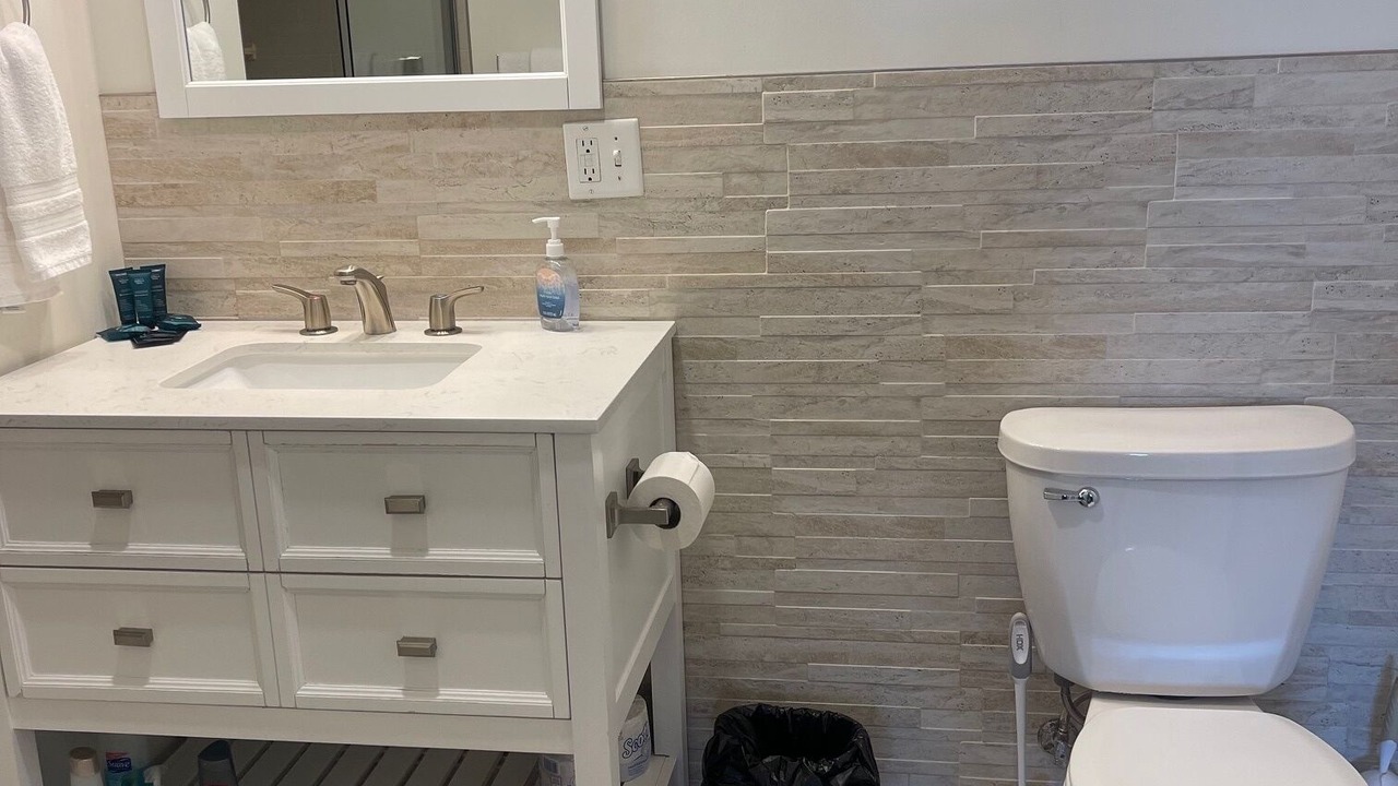 Photo of Bathroom in Watkins Glen