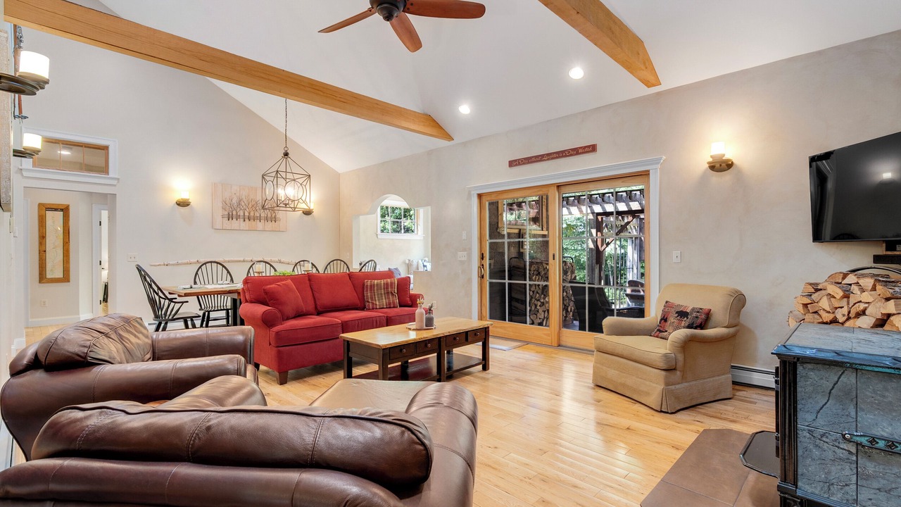Photo of Livingroom in Conway