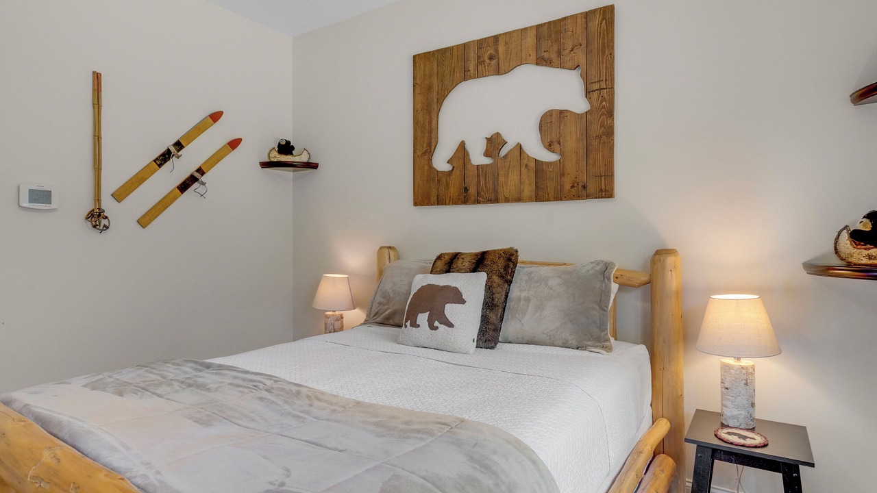 Photo of Bedroom in Conway