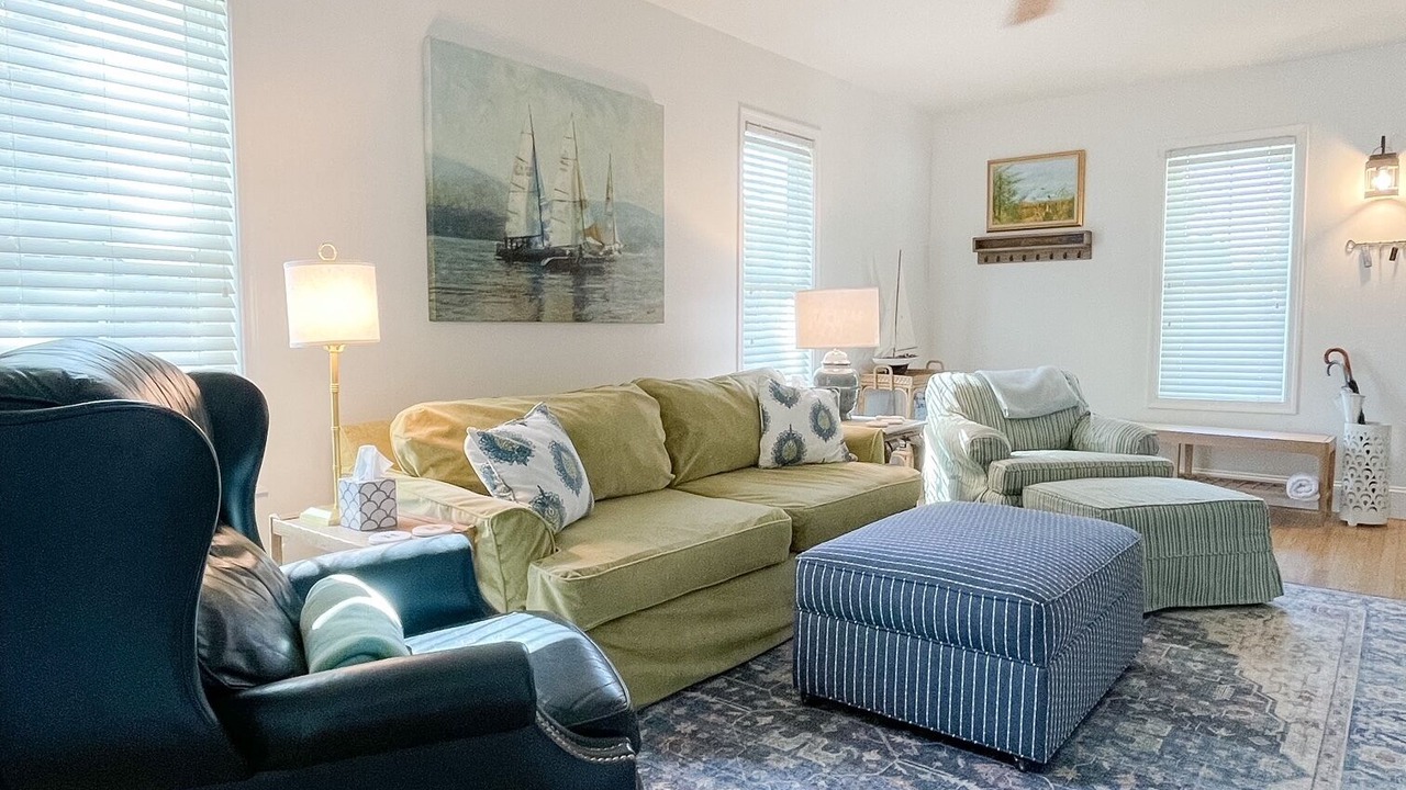 Photo of Livingroom in St. Michaels