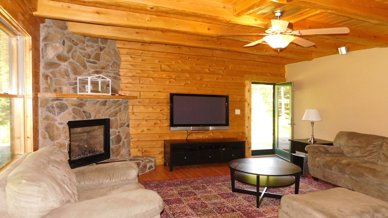 Photo of Livingroom in North Troy