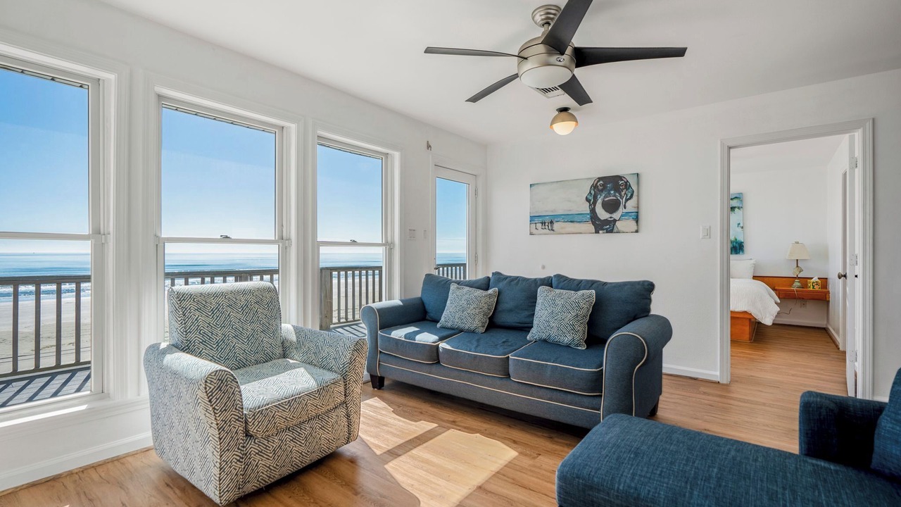 Photo of Livingroom in Terramar Beach