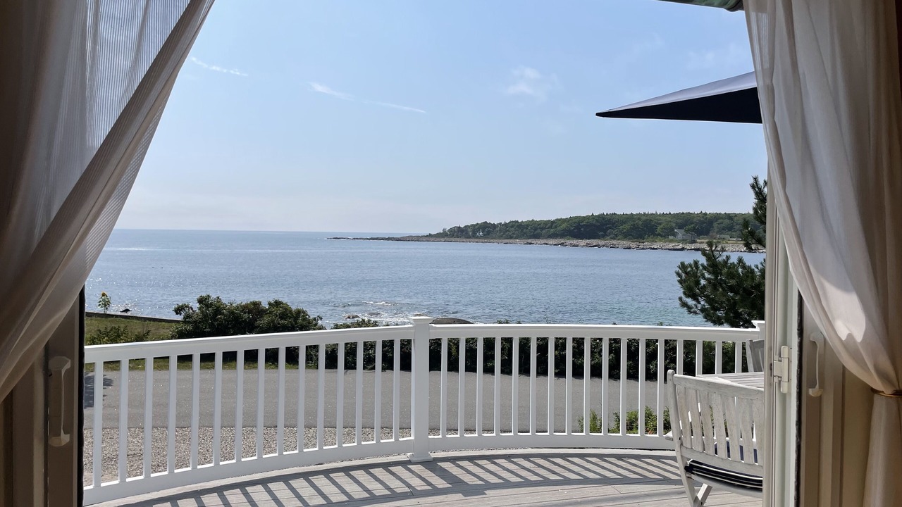 Photo of Outdoor in Granite Point