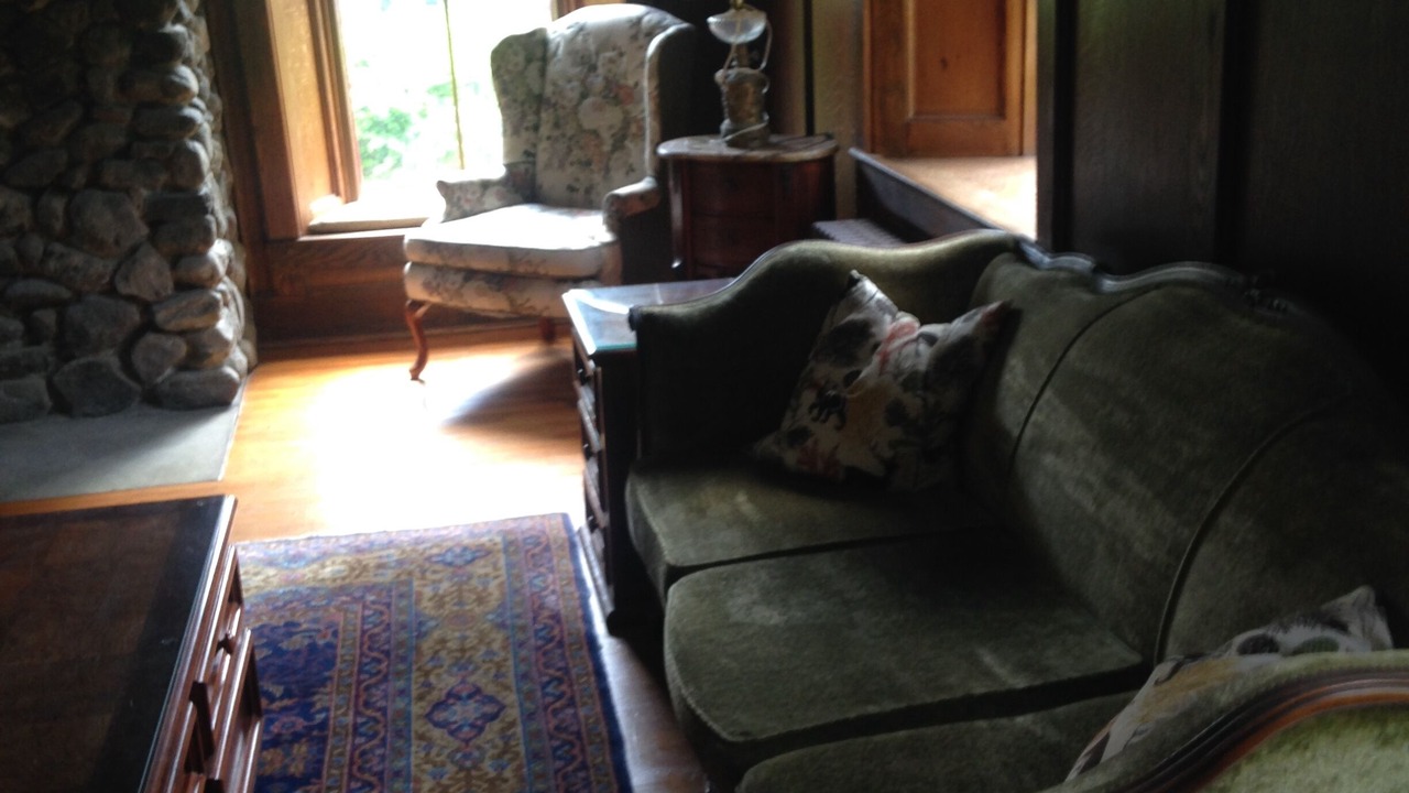 Photo of Livingroom in Forest Dale
