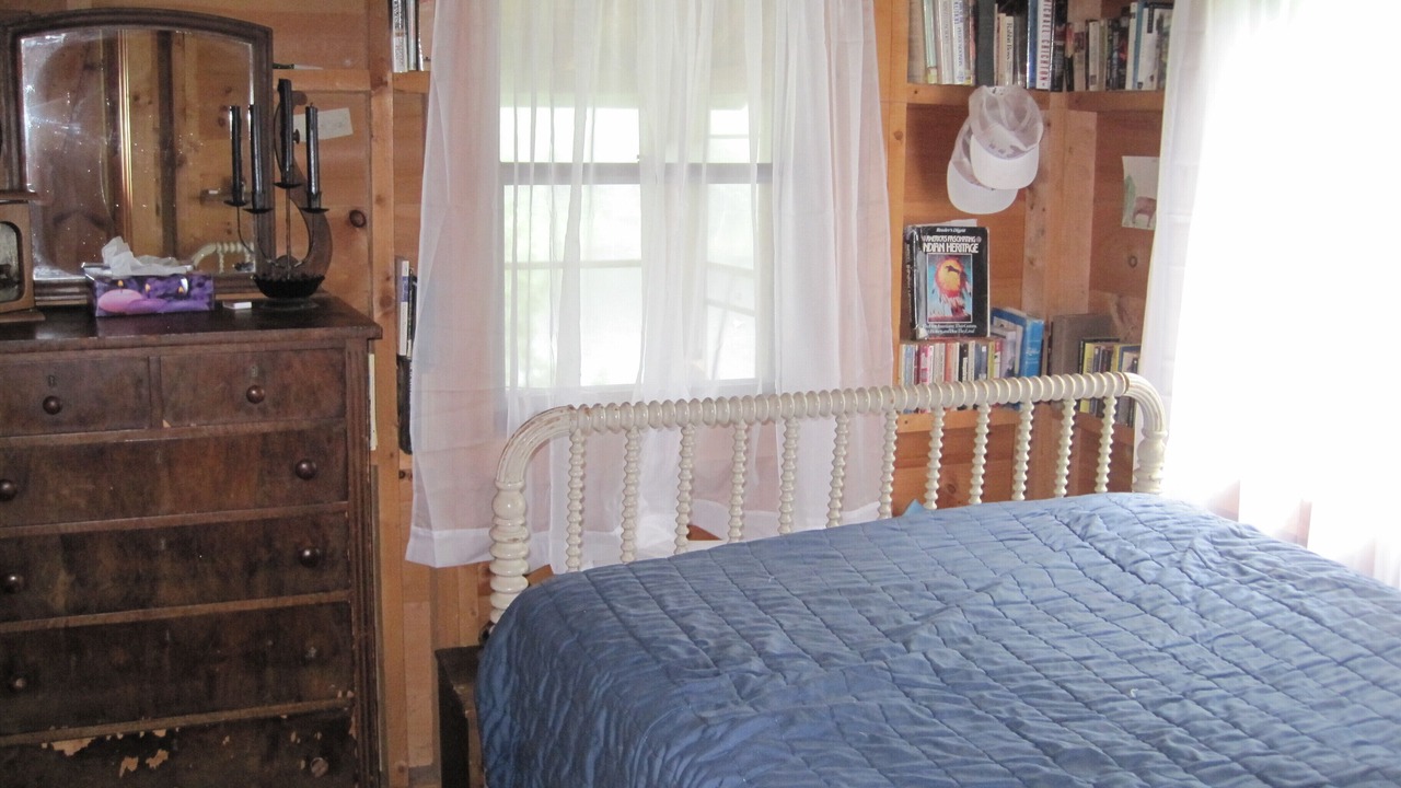 Photo of Bedroom in Eden