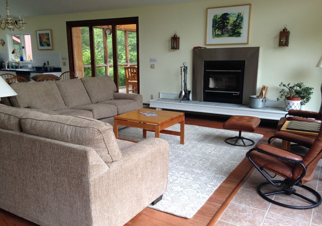 Photo of Livingroom in Eden