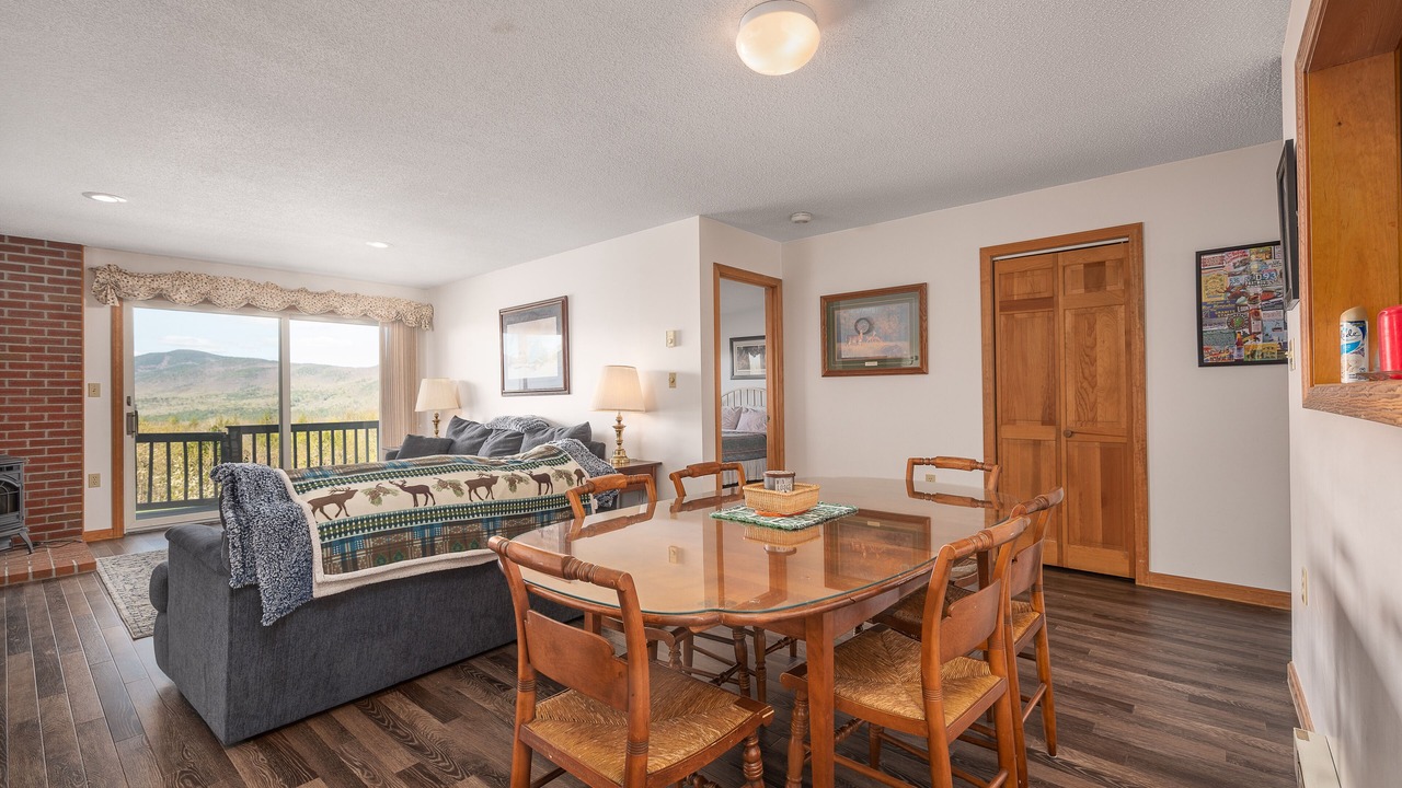 Photo of Livingroom in Intervale