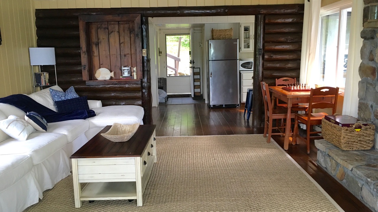 Photo of Livingroom in Town of Putnam