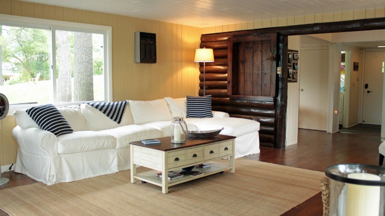 Photo of Livingroom in Town of Putnam