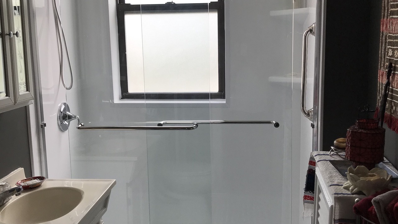 Photo of Bathroom in North Bergen