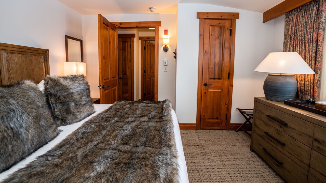 Photo of Bedroom in Stowe Area
