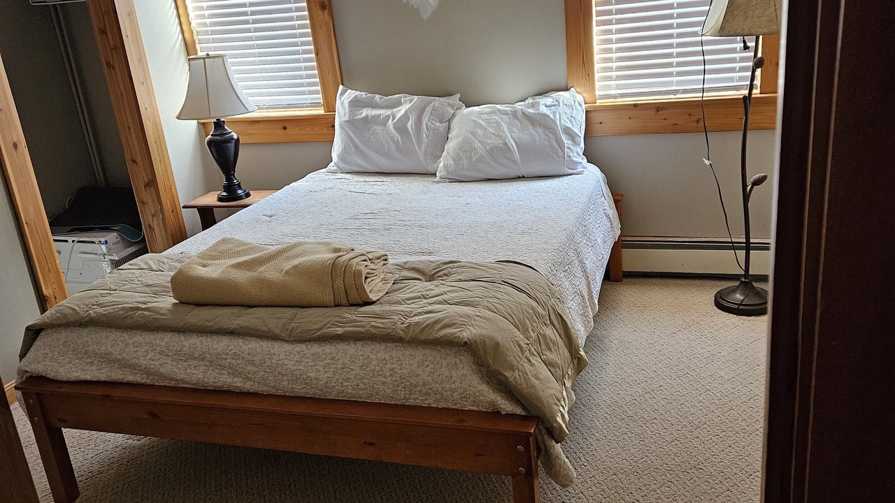 Photo of Bedroom in Stark