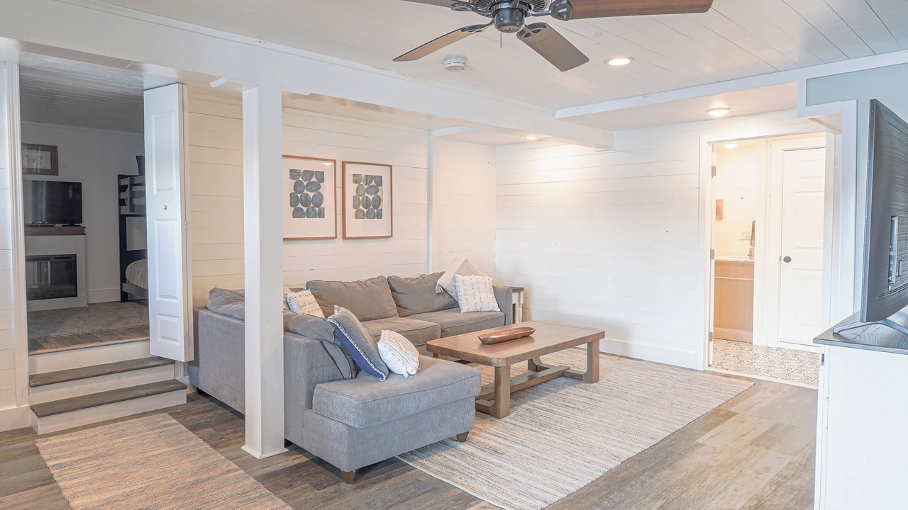 Photo of Livingroom in Fort Ann