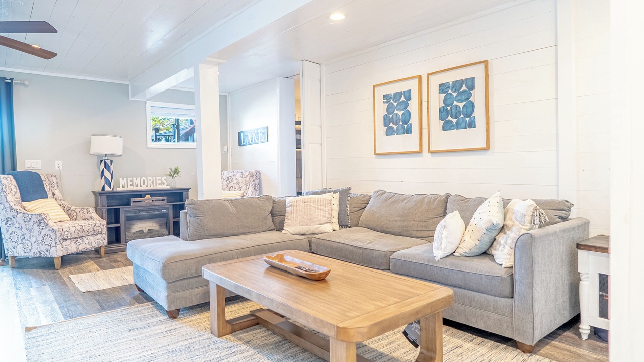 Photo of Livingroom in Fort Ann