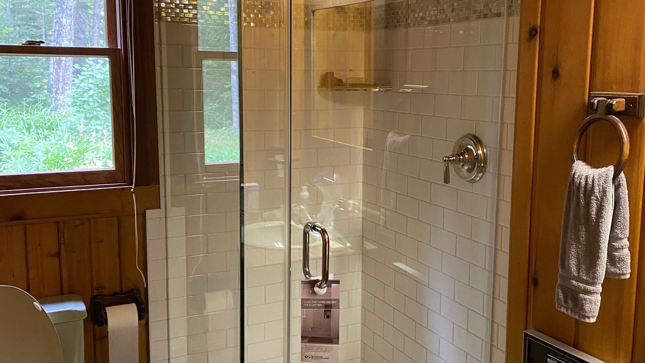 Photo of Bathroom in Piermont