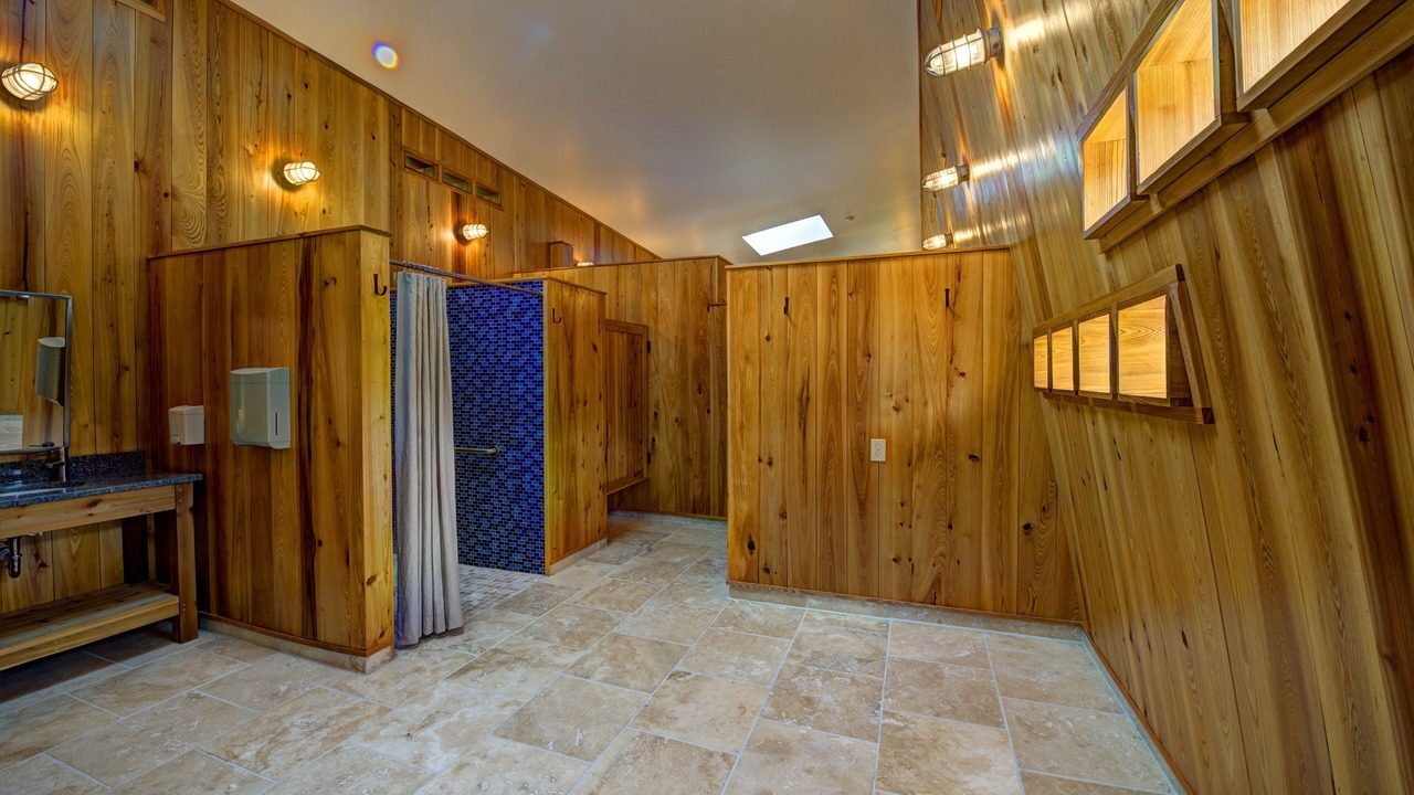 Photo of Outdoor in Meadow Bluff