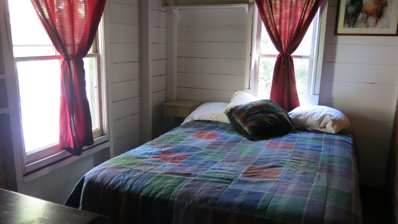 Photo of Bedroom in North Ferrisburgh