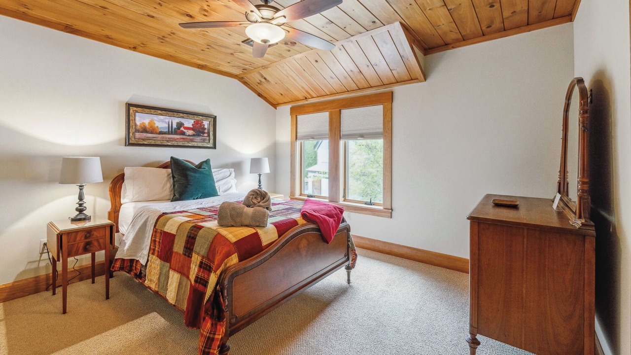 Photo of Bedroom in Waterville Valley