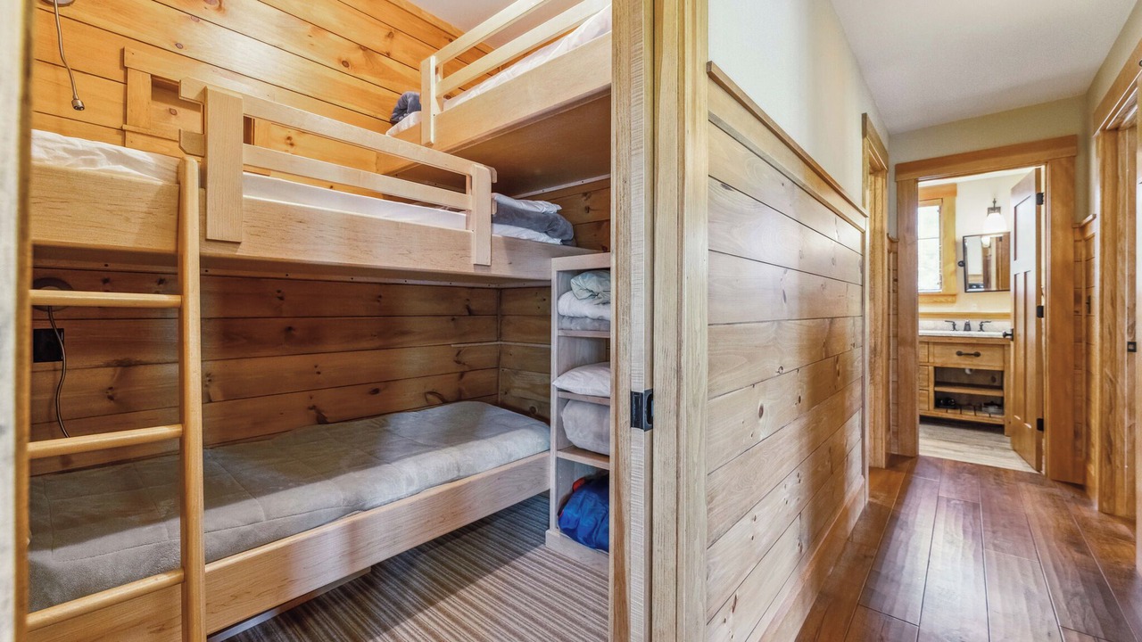 Photo of Bedroom in Waterville Valley