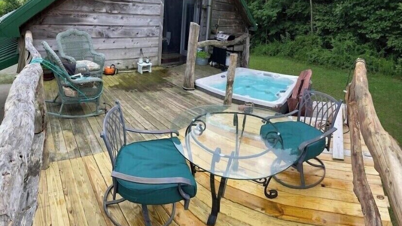 Photo of Outdoor in Layland