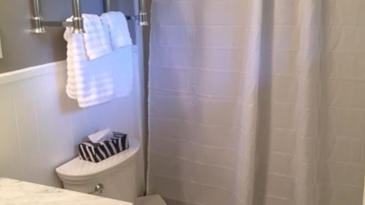 Photo of Bathroom in Jay