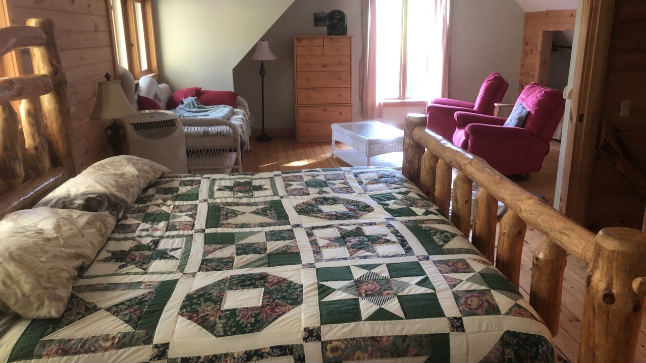 Photo of Bedroom in Hill