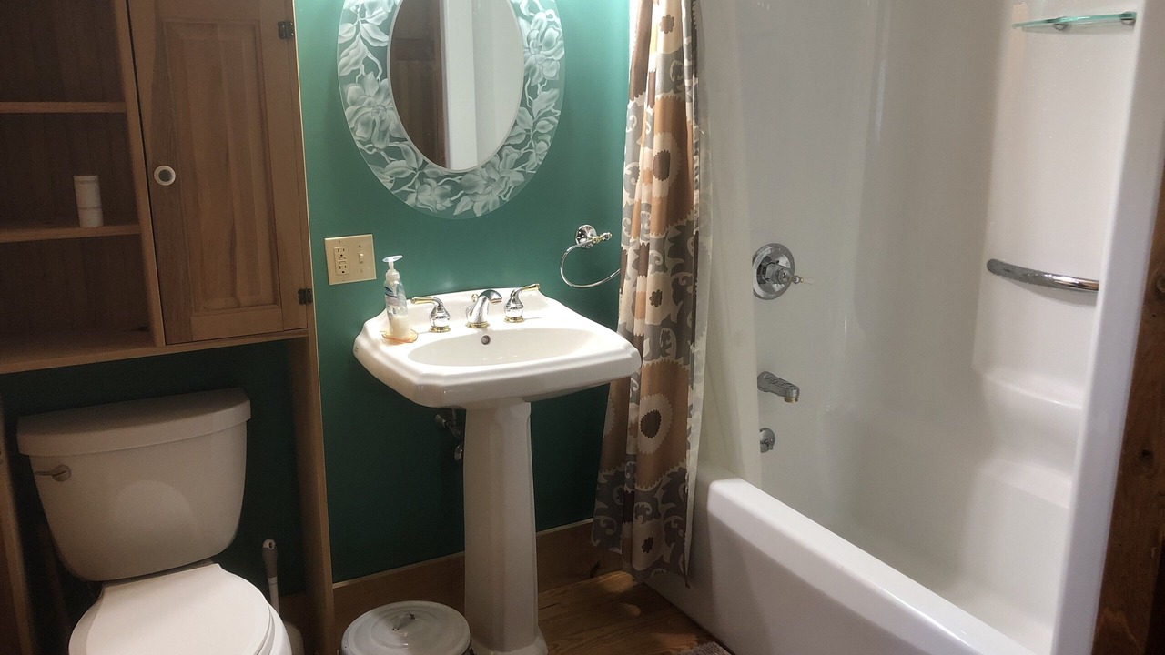 Photo of Bathroom in Hill