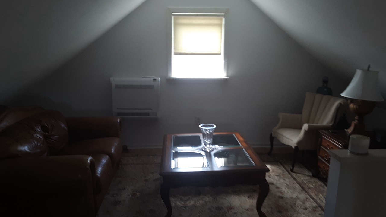 Photo of Livingroom in Westbrook Center