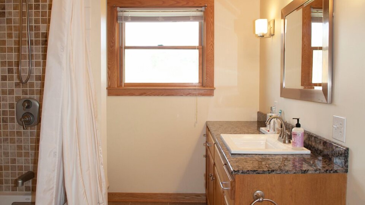 Photo of Bathroom in Hollowville