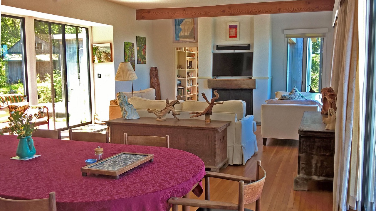 Photo of Bedroom in Chilmark