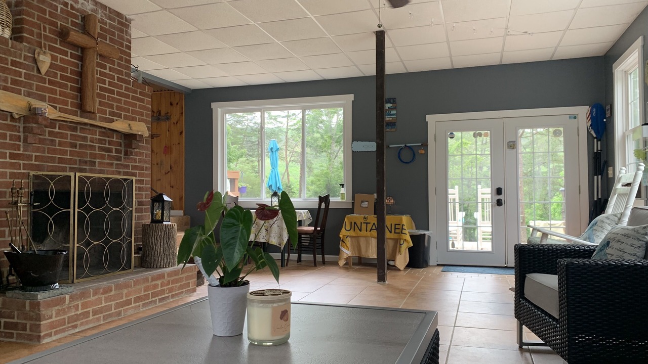 Photo of Livingroom in Wardensville