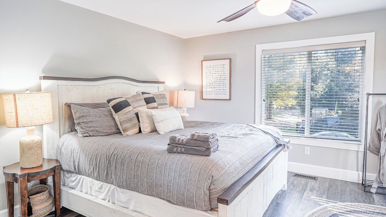 Photo of Bedroom in Fort Ann