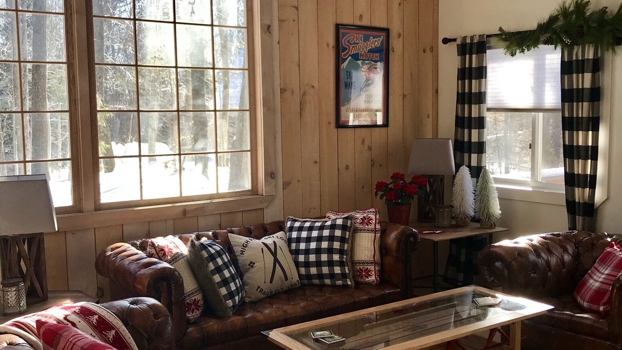Photo of Livingroom in Forest Farms