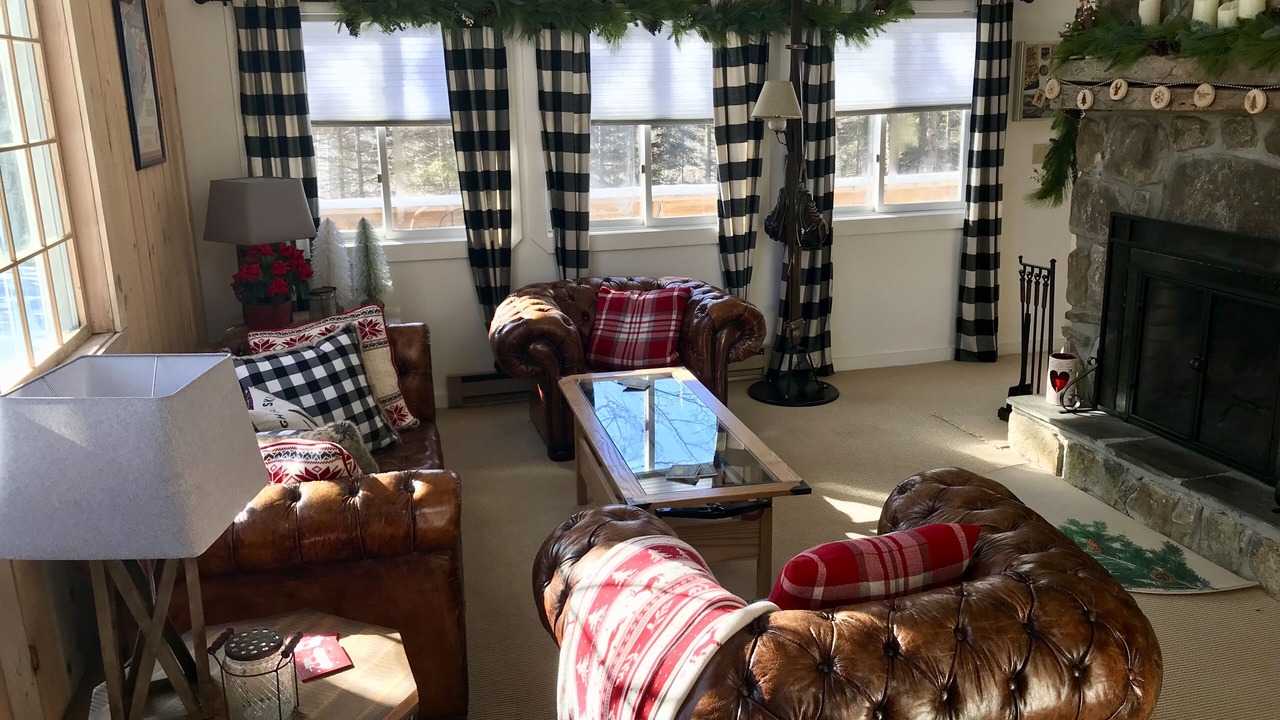 Photo of Livingroom in Forest Farms