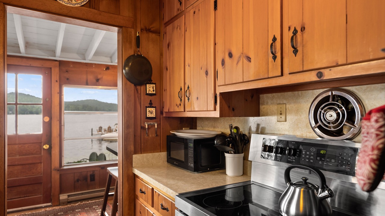 Photo of Kitchen in Brant Lake