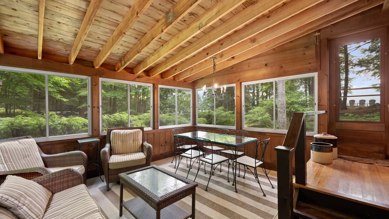 Photo of Livingroom in Brant Lake
