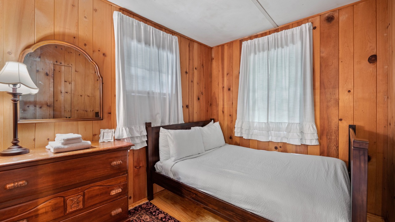 Photo of Bedroom in Brant Lake