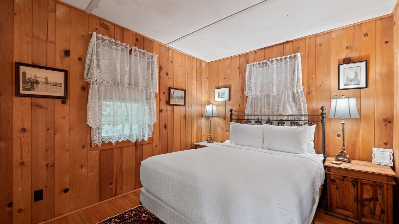 Photo of Bedroom in Brant Lake
