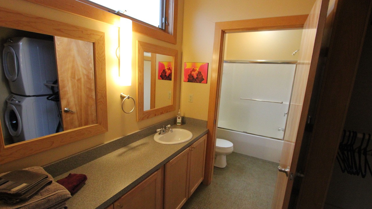 Photo of Bathroom in Bridgewater Corners