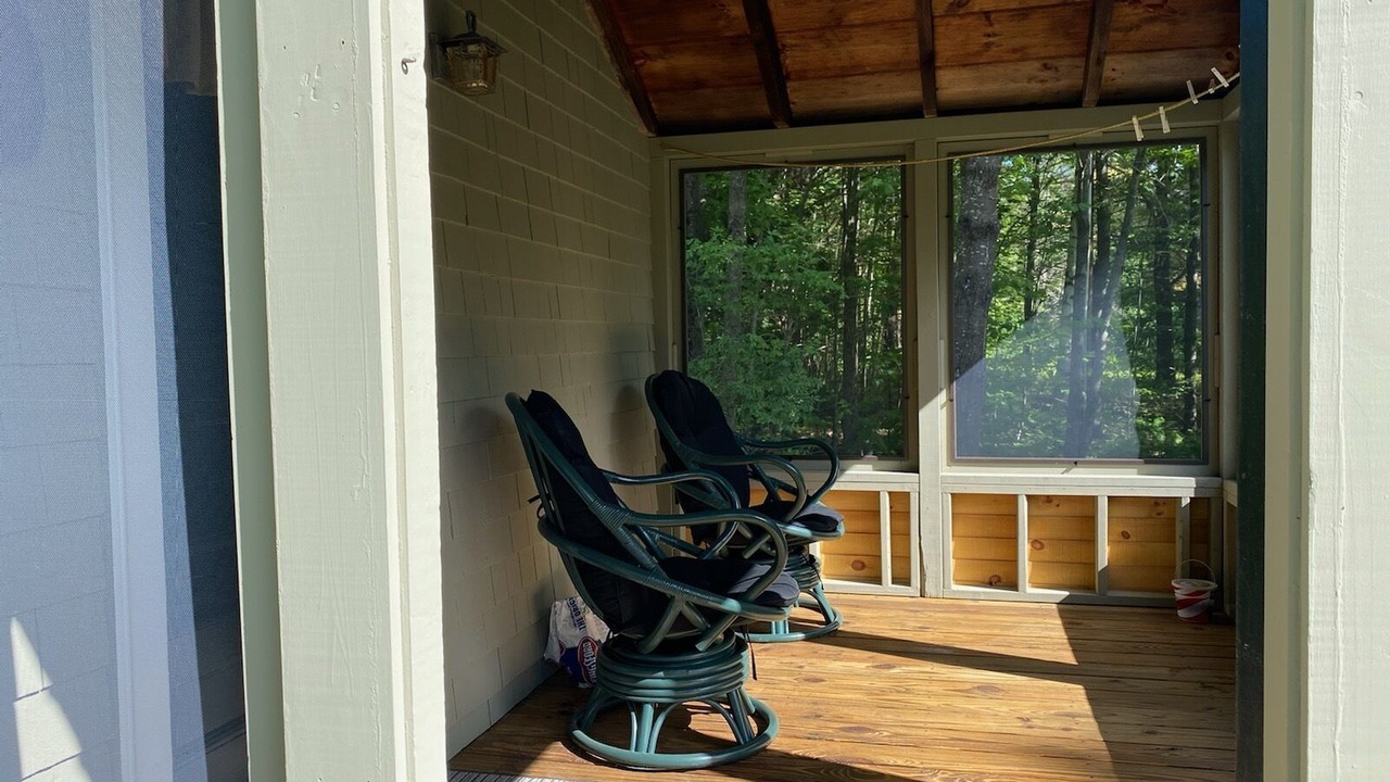 Photo of Patio Balcony in Center Harbor