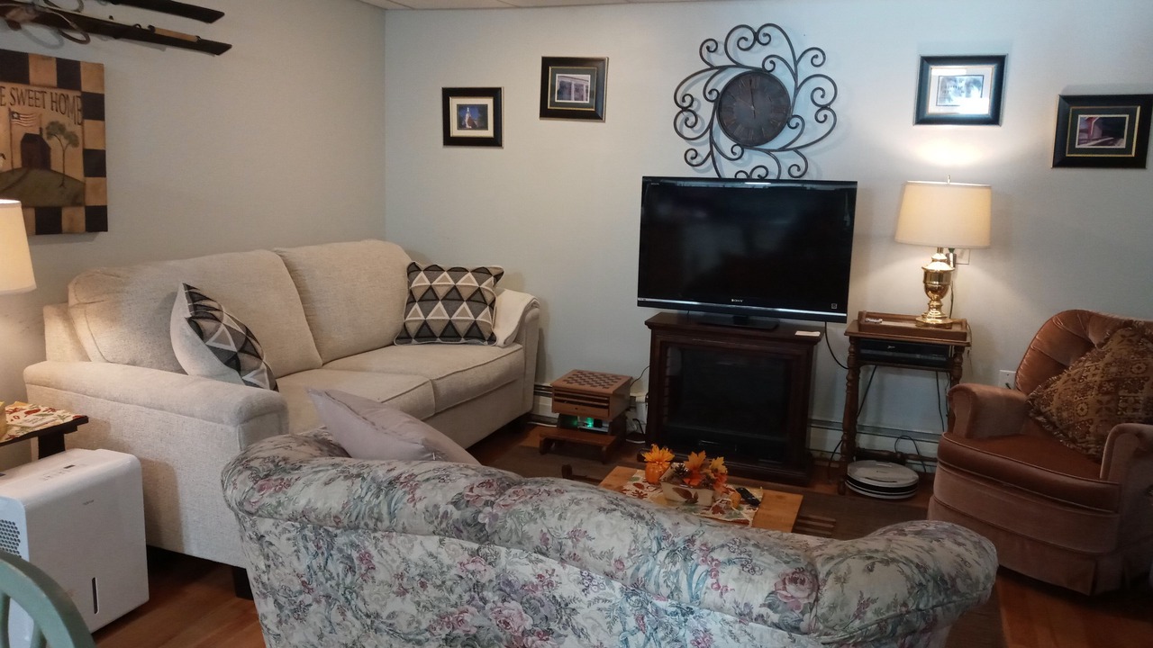 Photo of Livingroom in Bennington