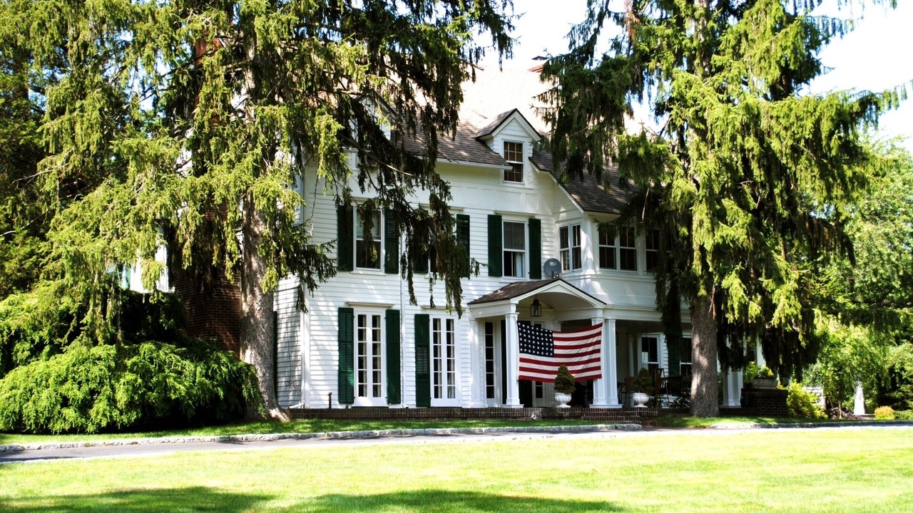 Photo of Others in Darien